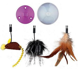 Игрушка TRIXIE Мышь с удочкой, крепление на вертикальные поверхности, 12 см, пластик